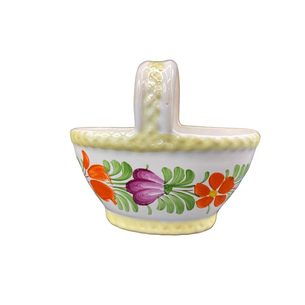 Vintage Ceramic Tole Painted Folk art Basket Hand Painted with Handle 4.5x4.5